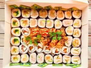 Deluxe Sushi Platter